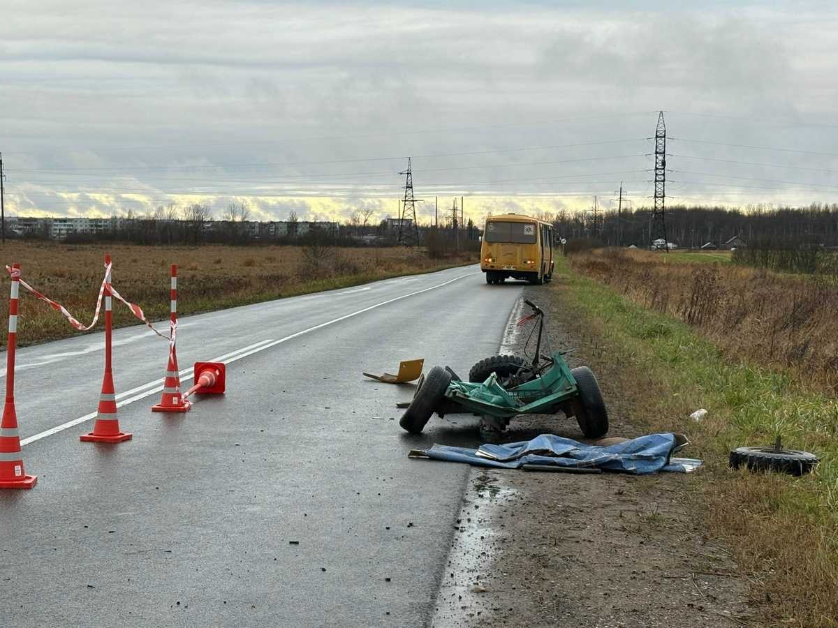 В ДТП пострадал водитель мотоблока.