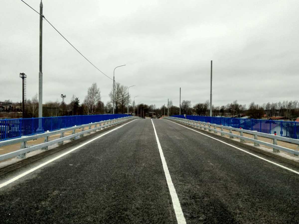 Полностью капитальный ремонт моста планируется завершить в 2026 году.