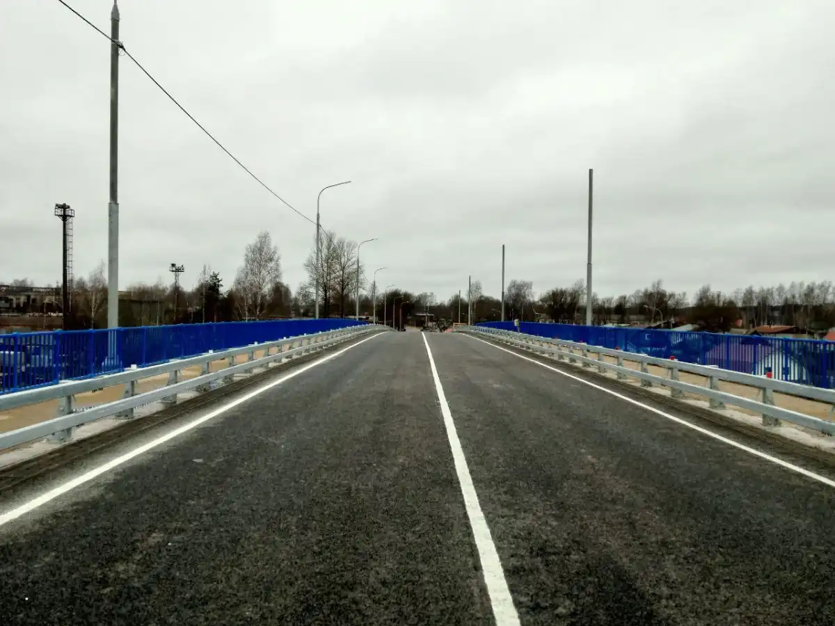 Полностью капитальный ремонт моста планируется завершить в 2026 году.