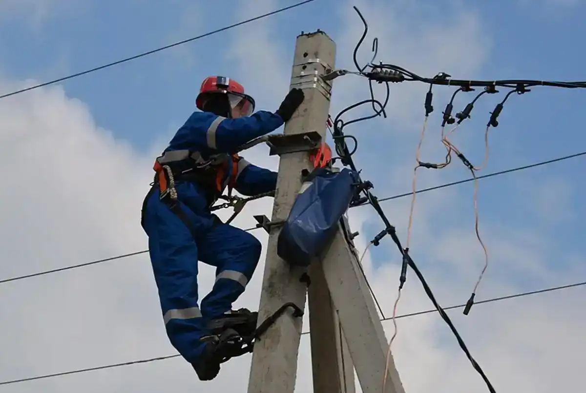В новгородском филиале ПАО «Россети Северо-Запад» ввели режим повышенной готовности.