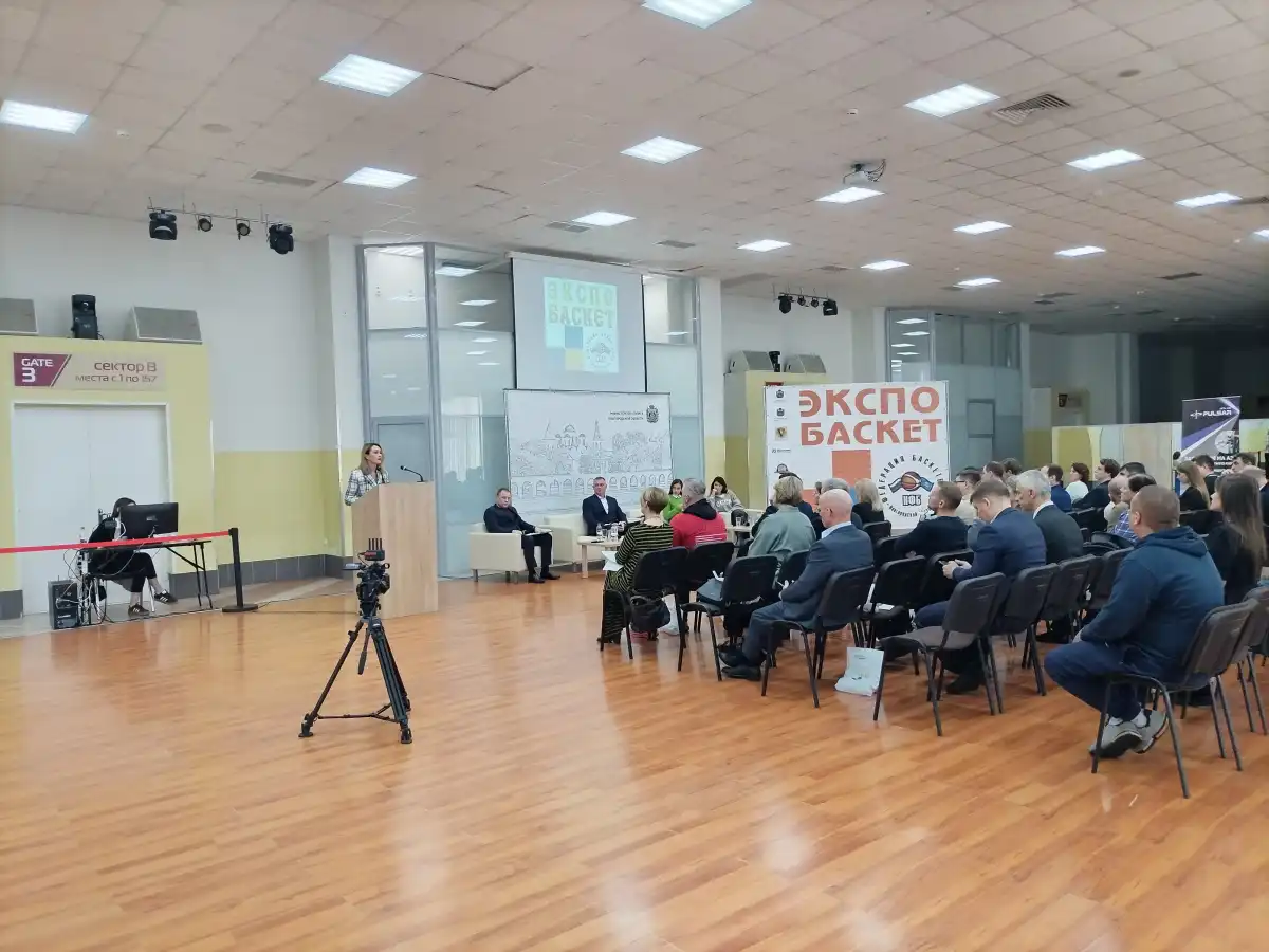 Почти 8 тысяч жителей региона занимаются баскетболом.