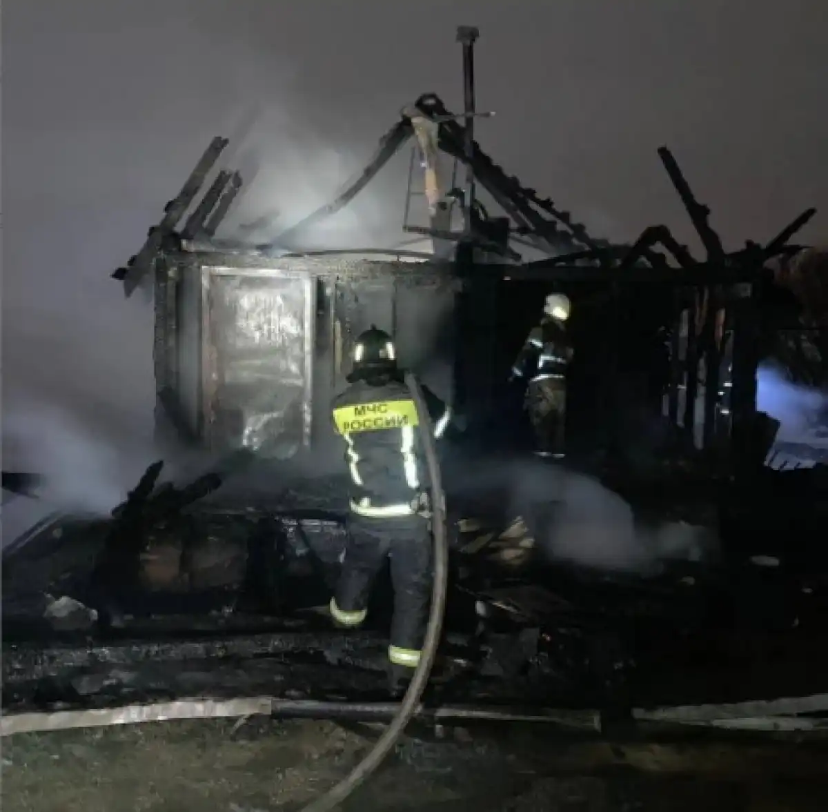 Причину пожара устанавливают органы дознания.