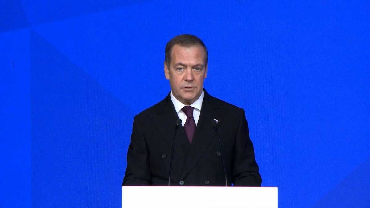 Муниципальные депутаты «Единой России» представили лучшие практики работы с гражданами