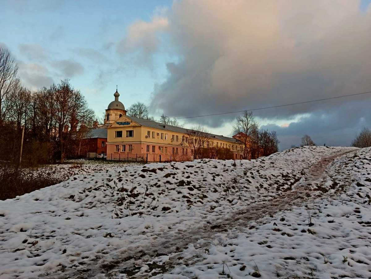 Днём 1 декабря синоптики обещают небольшой дождь.