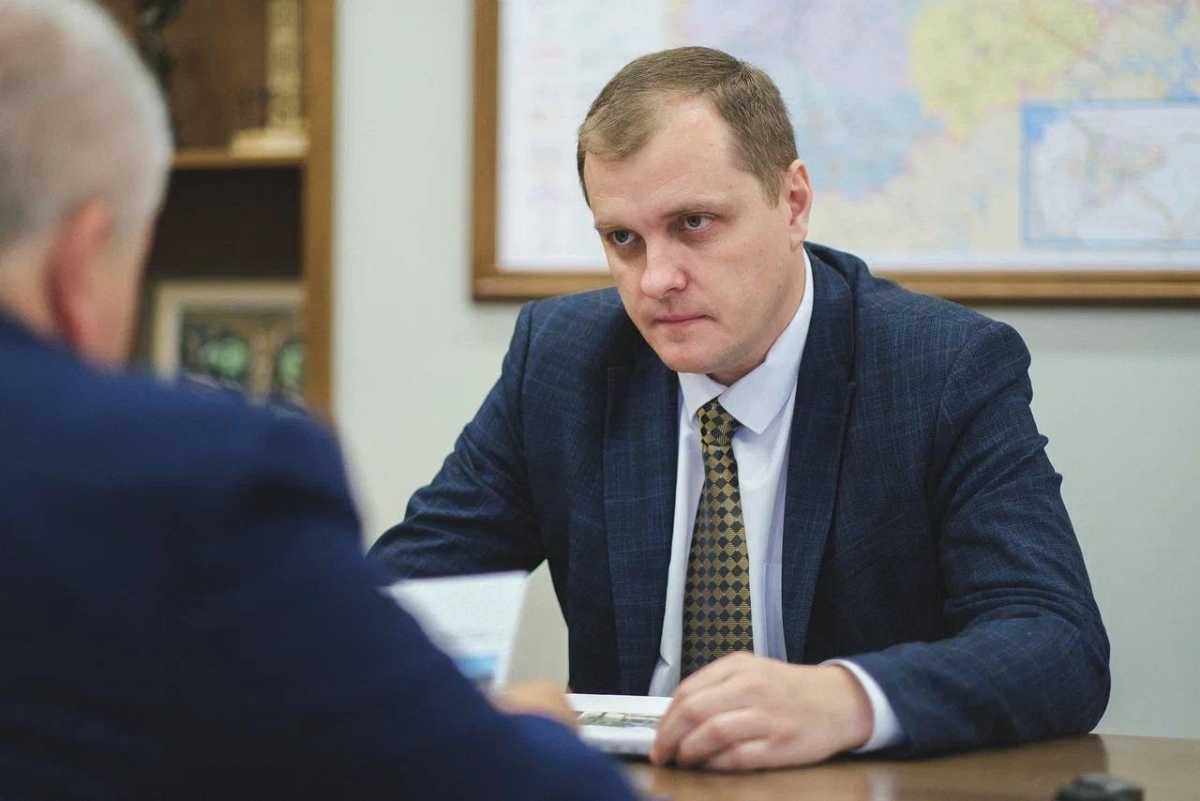 Александр Залогин доложил Александру Дронову об итогах уходящего года.