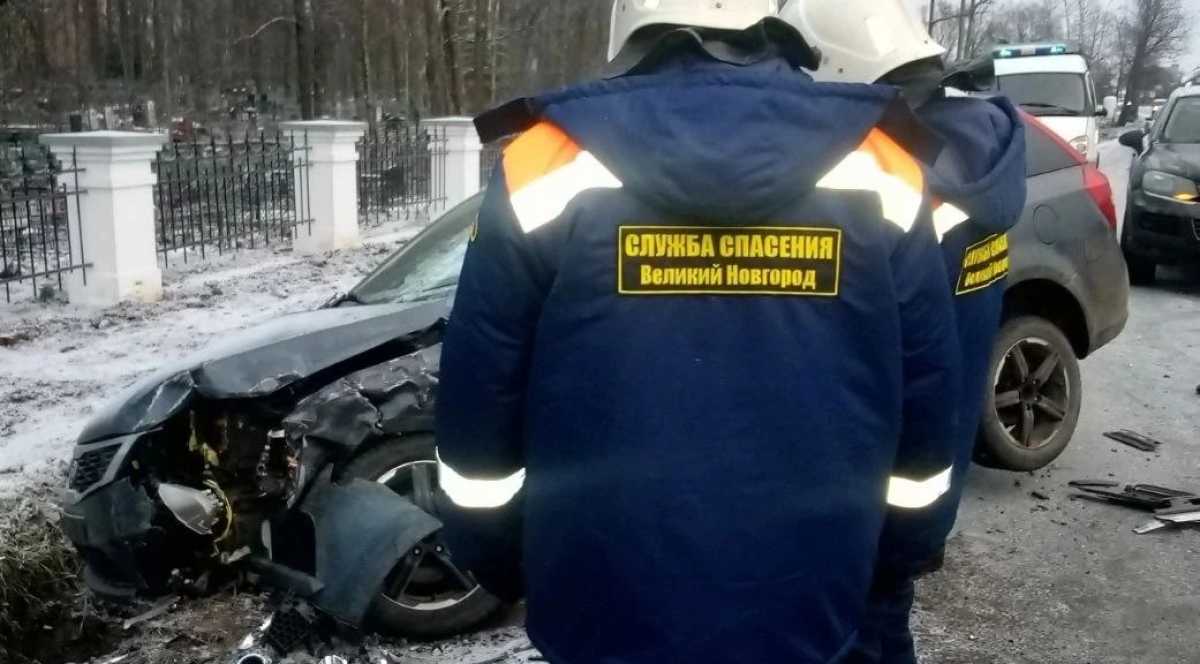 Попавшая в ДТП женщина получила лёгкие ушибы.