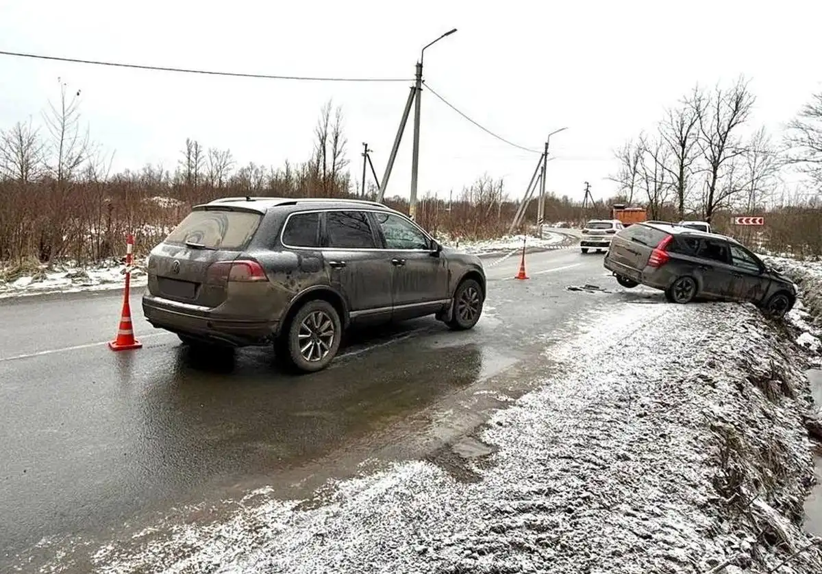В ДТП пострадала женщина-водитель «Кии».