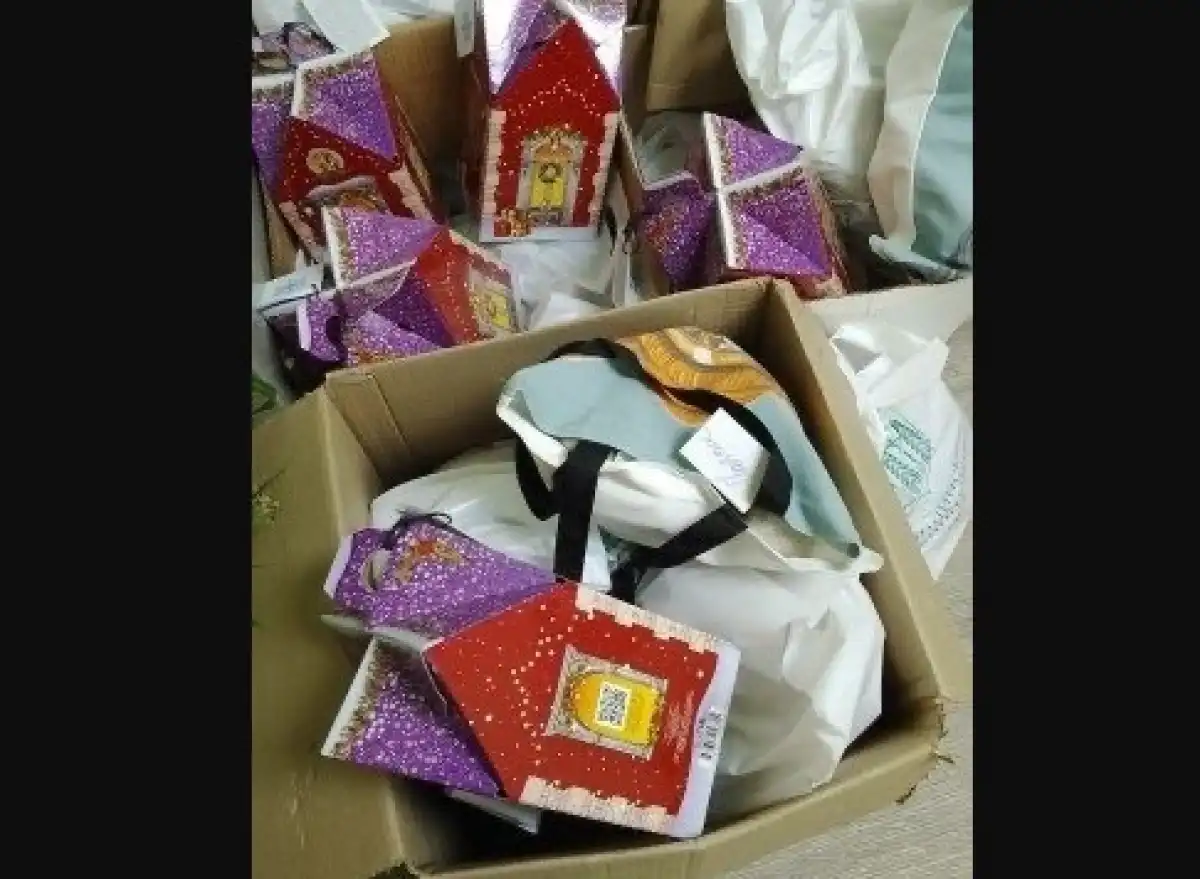 69 подарков отправили детям.