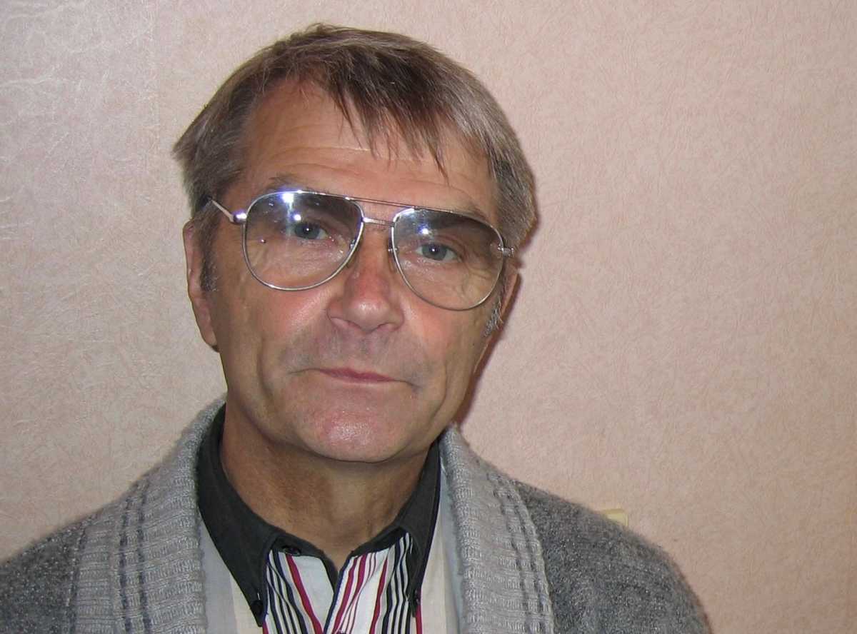 На протяжении 62 лет Анатолий Ануров был голосом новгородского областного радио.