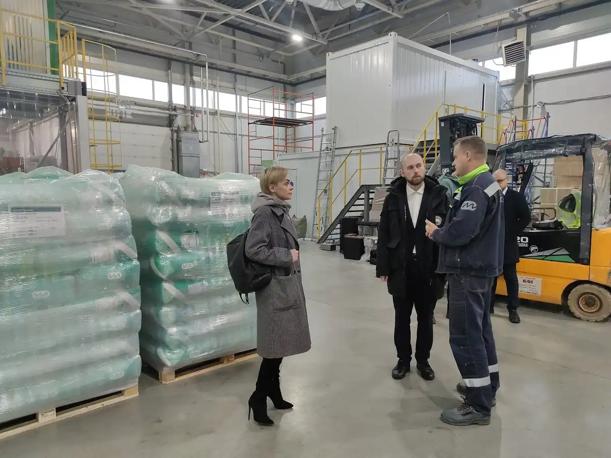 Семён Петров детально познакомился с несколькими резидентами ОЭЗ.