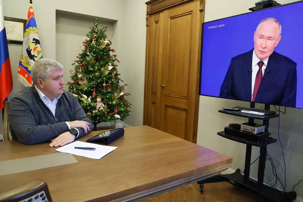 Александр Дронов отметил важные темы, которые затронул Владимир Путин во время прямой линии.