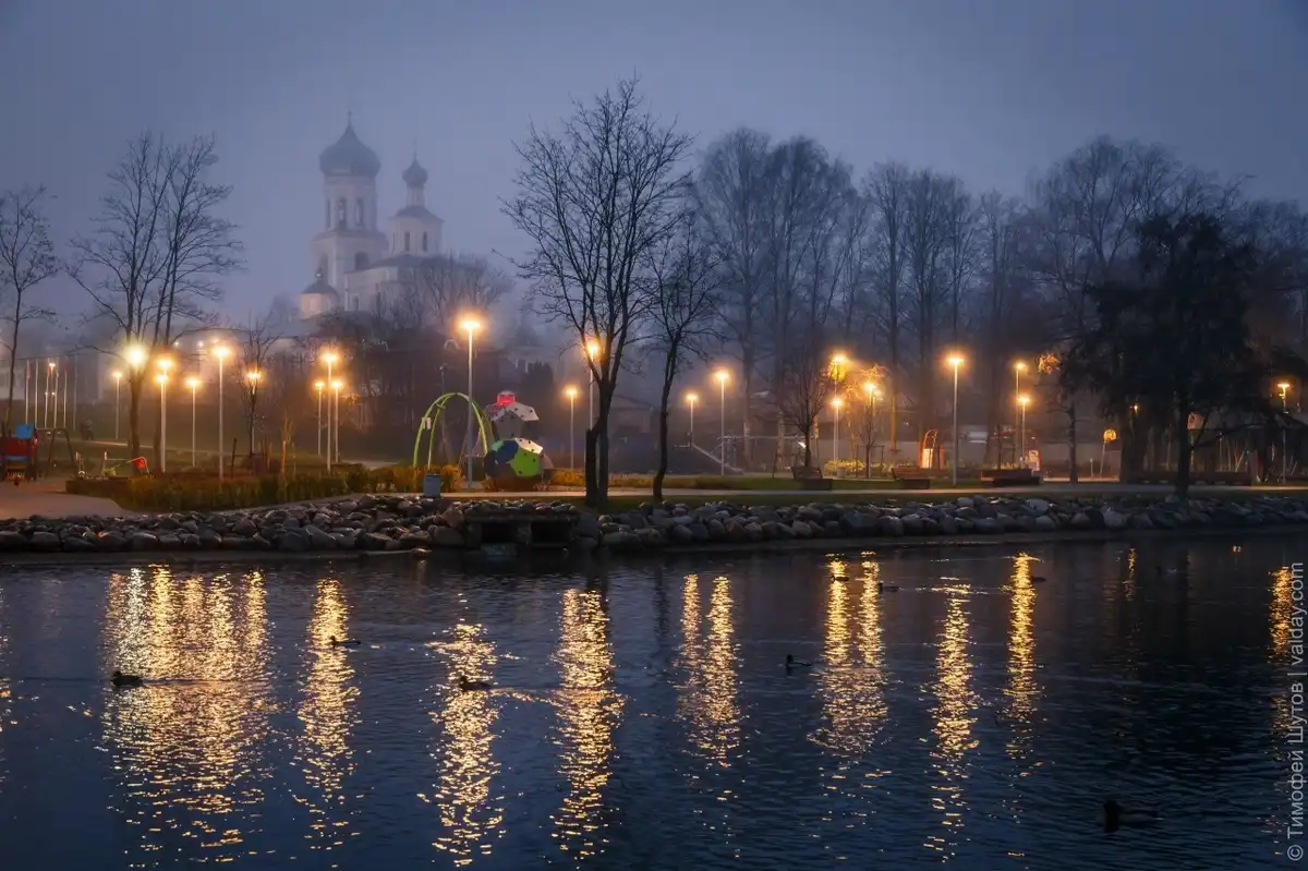 Эльдар Рязанов много лет жил в Валдае.