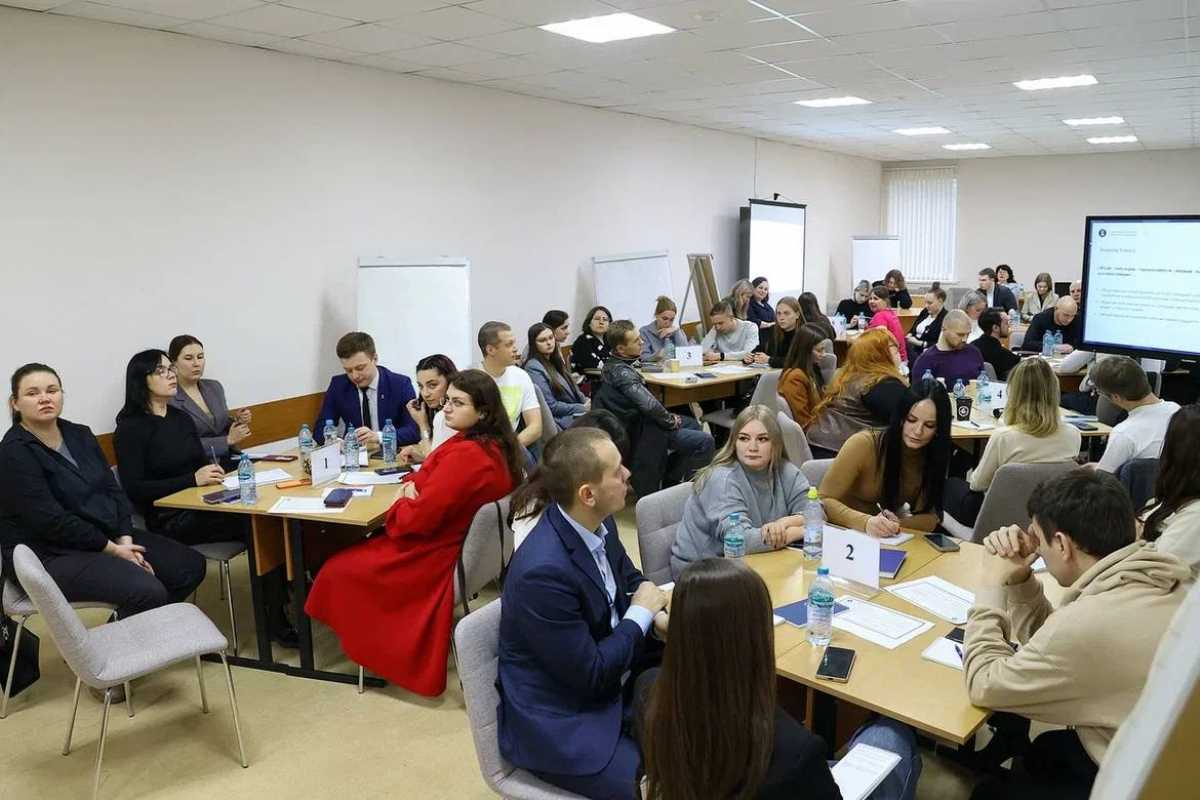 На конкурс поступило более 200 заявок из всех муниципалитетов региона.