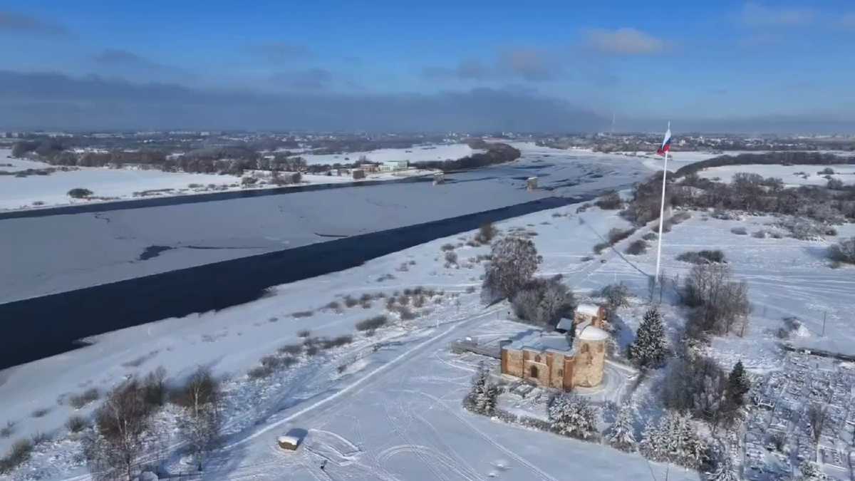 Маршрут забега проложили рядом с историческими памятникаки.