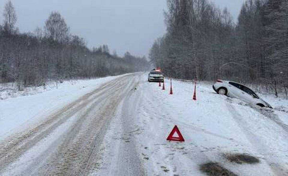 В трёх ДТП пострадали двое мужчин и одна женщина.