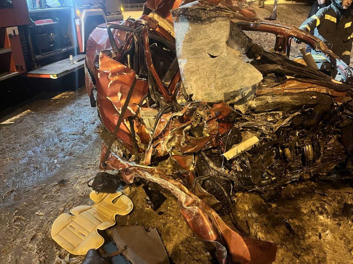 Начальник региональной ГАИ выехал на место автоаварии.