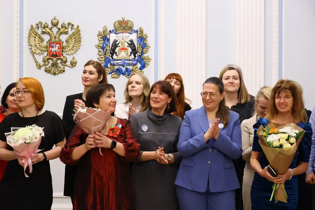 29 декабря 1990 года вышел первый номер «Новгородских ведомостей».