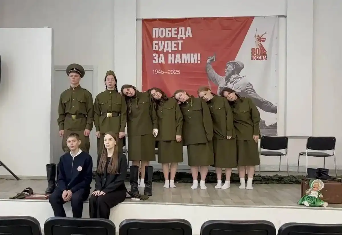 В марте ребята показали «А зори здесь тихие» ветеранам новгородского спорта.