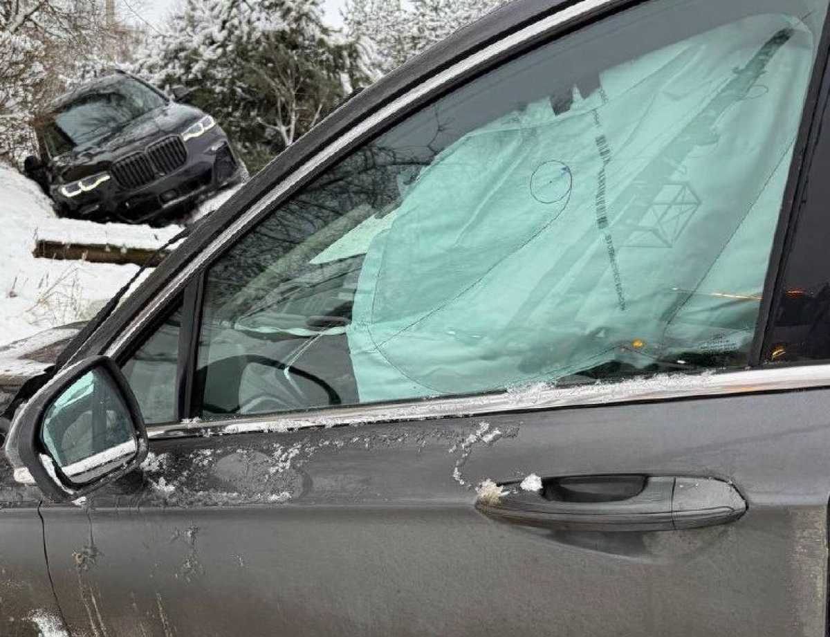 На перекрёстке улиц Совхозная и Подбельского столкнулись «Форд Мондео» и «БМВ».