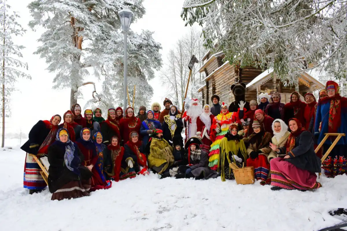 В «Витославлицах» горожан и туристов ждут зимние деревенские игры и забавы.