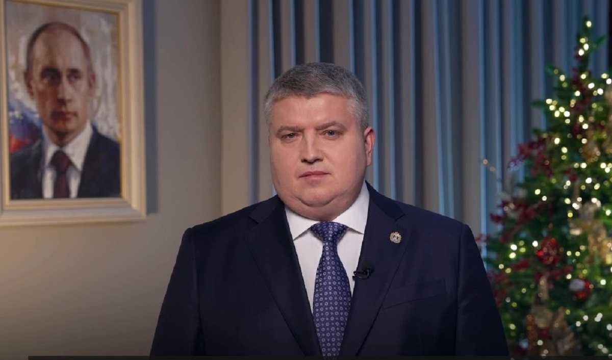 Александр Дронов пожелал новгородцам добра и любви