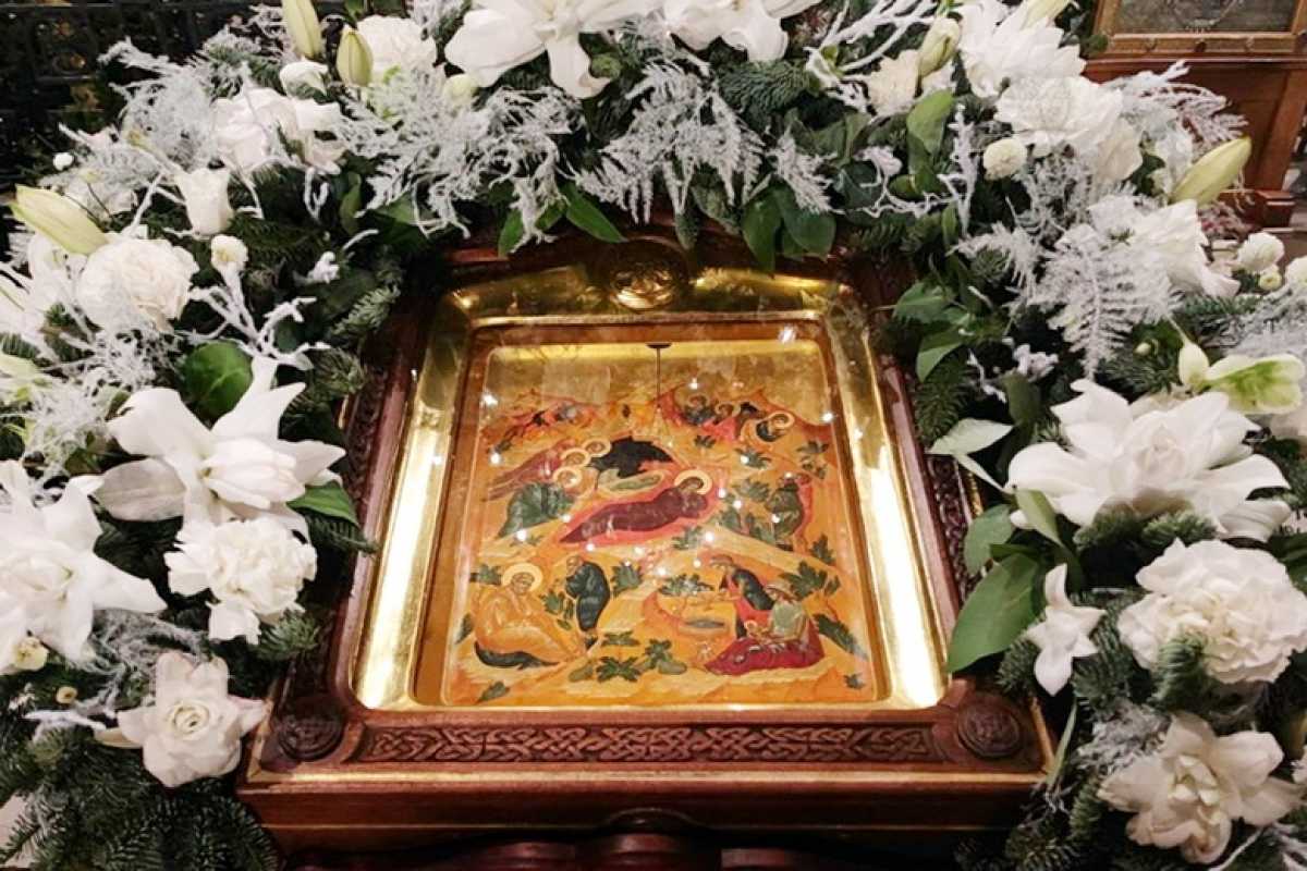 В канун Рождества Христова и в сам праздник в храмах и монастырях Новгородской епархии будут совершены праздничные богослужения