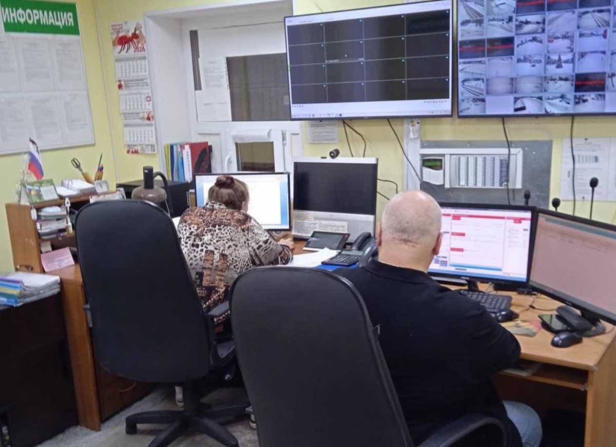 Наибольшая нагрузка в период восстановительных работ пришлась на диспетчерские службы Валдайского, Крестецкого и Демянского округов, где работы по ликвидации последствий непогоды и обеспечению населения продолжаются в усиленном режиме