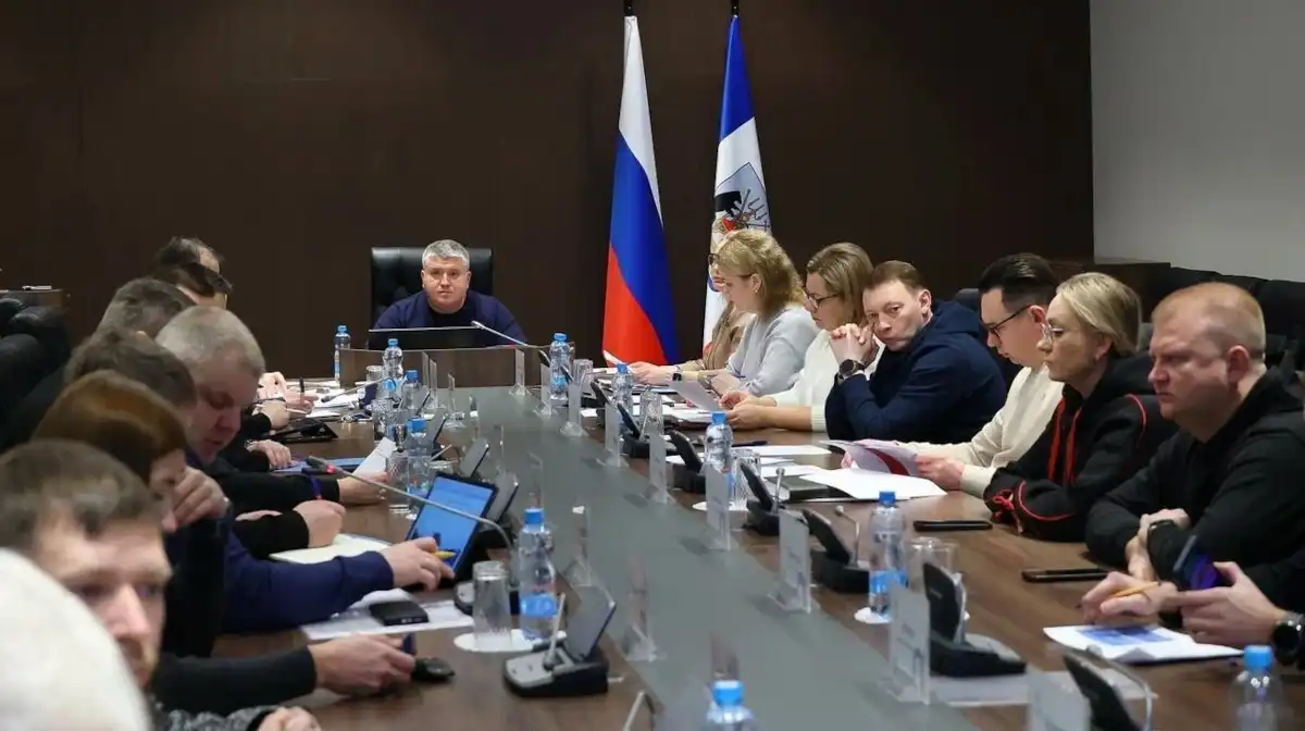 Заседание строительного штаба.