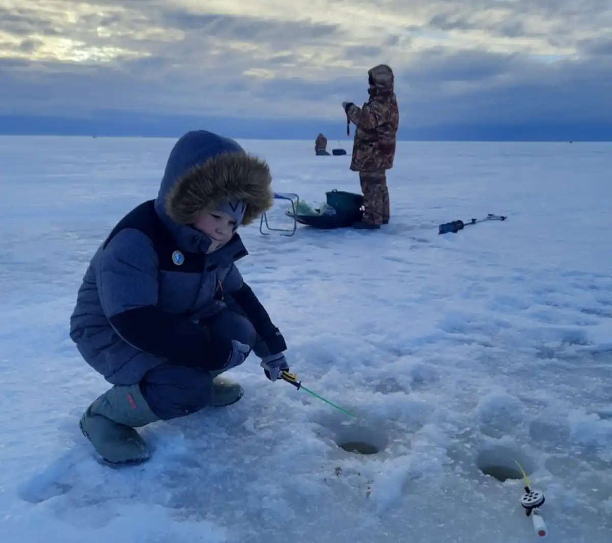 С 17 января разрешен выход людей на лёд Ильменя только у семи населенных пунктов Новгородского округа.