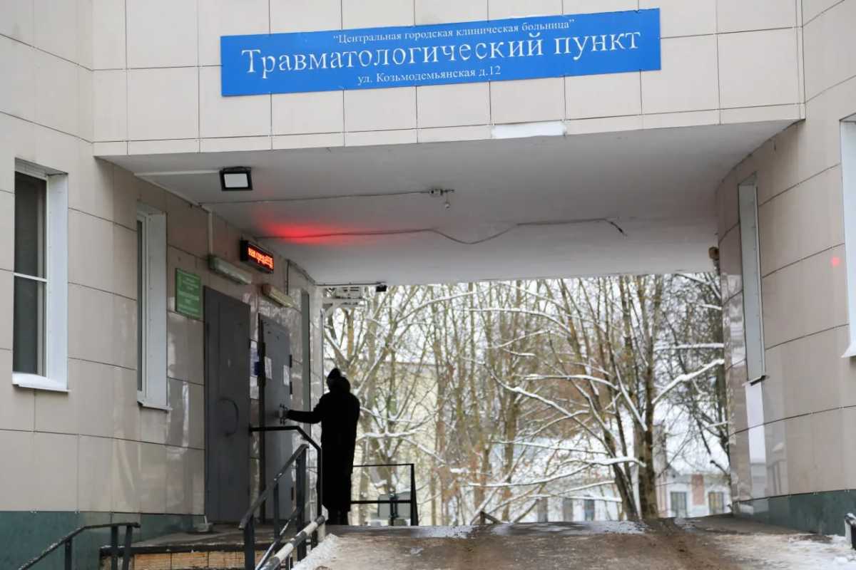 Из переломов зимой чаще всего встречается перелом лучевой кости в типичном месте от падения на выпрямленную кисть.