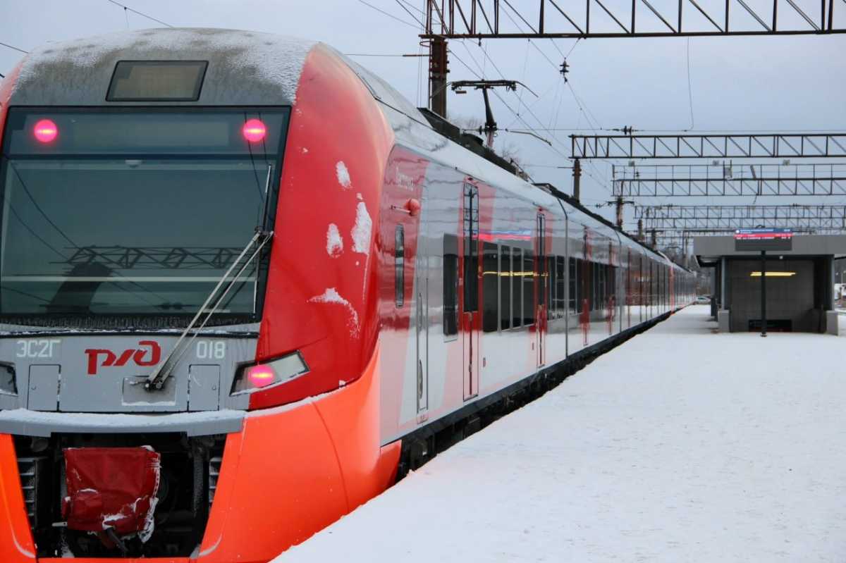 Летом 2025 года в некоторых поездах «Ласточка» запустили услугу экскурсионного сопровождения.