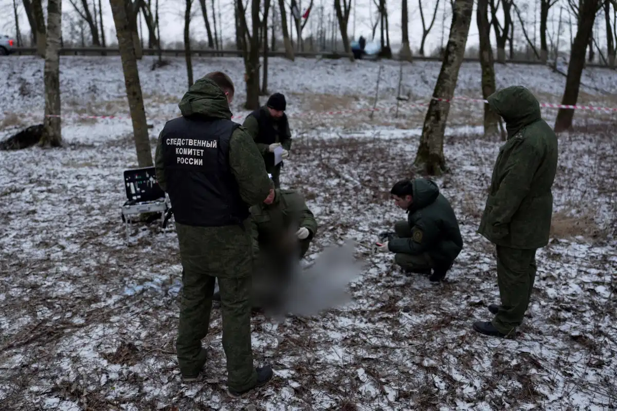 От ножевых ранений женщина скончалась на месте преступления.