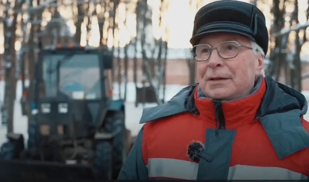 Сейчас Виктор Мельников работае в муниципальном учреждении «Парки Великого Новгорода».