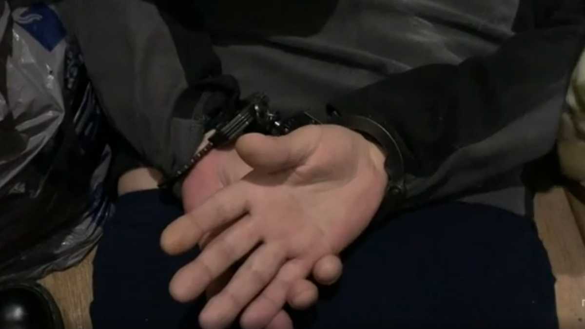 Новгородца задержали сотрудники областного УФСБ.