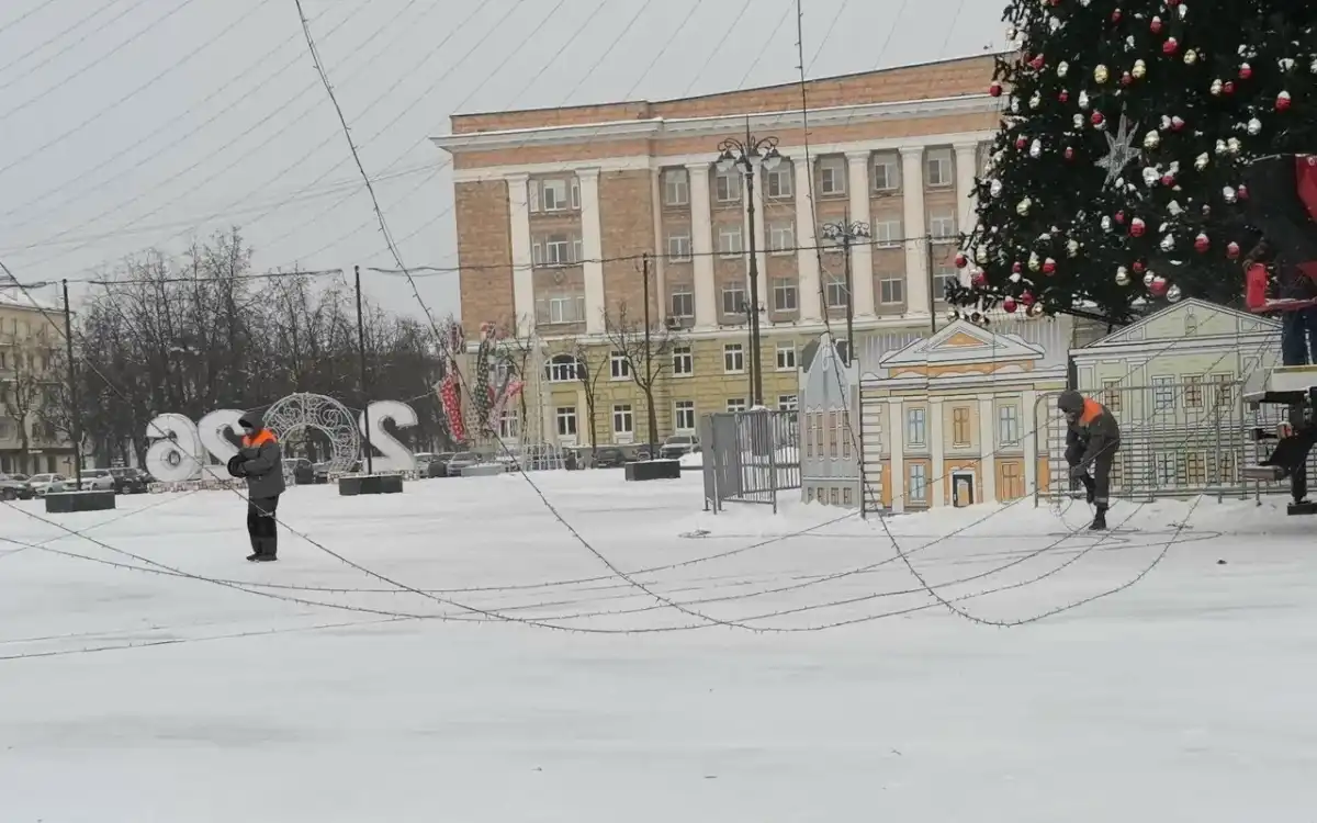 Демонтаж светящегося шатра займёт несколько дней.