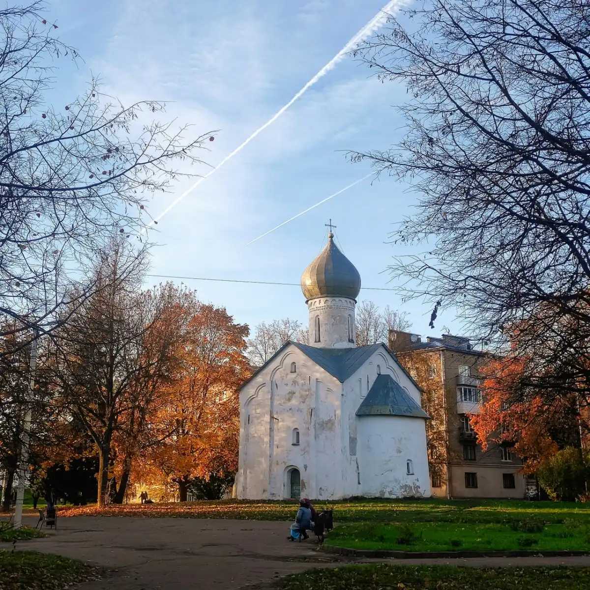 Фёдор Кудрин поинтересовался у губернатора планами благоустройства сквера у церкви Двенадцати апостолов на Десятинной улице.