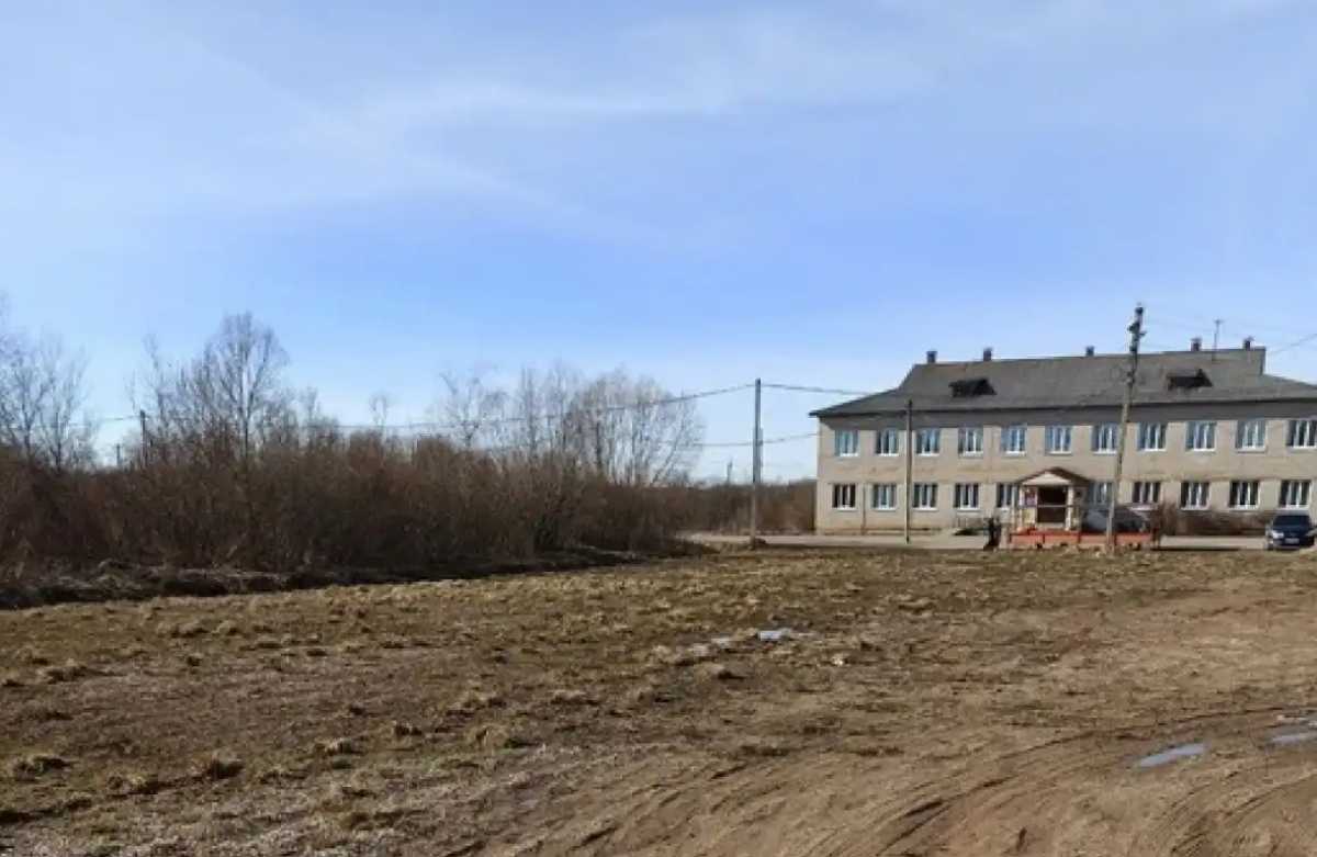 На благоустройство Школьного сквера выделили 2,7 млн рублей.