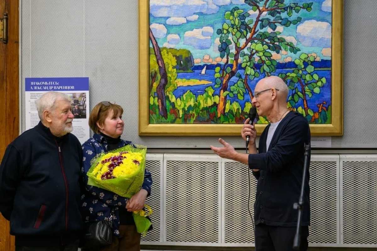 По решению правления Александру Варенцову была вручена медаль МОСХ России «За развитие традиций»