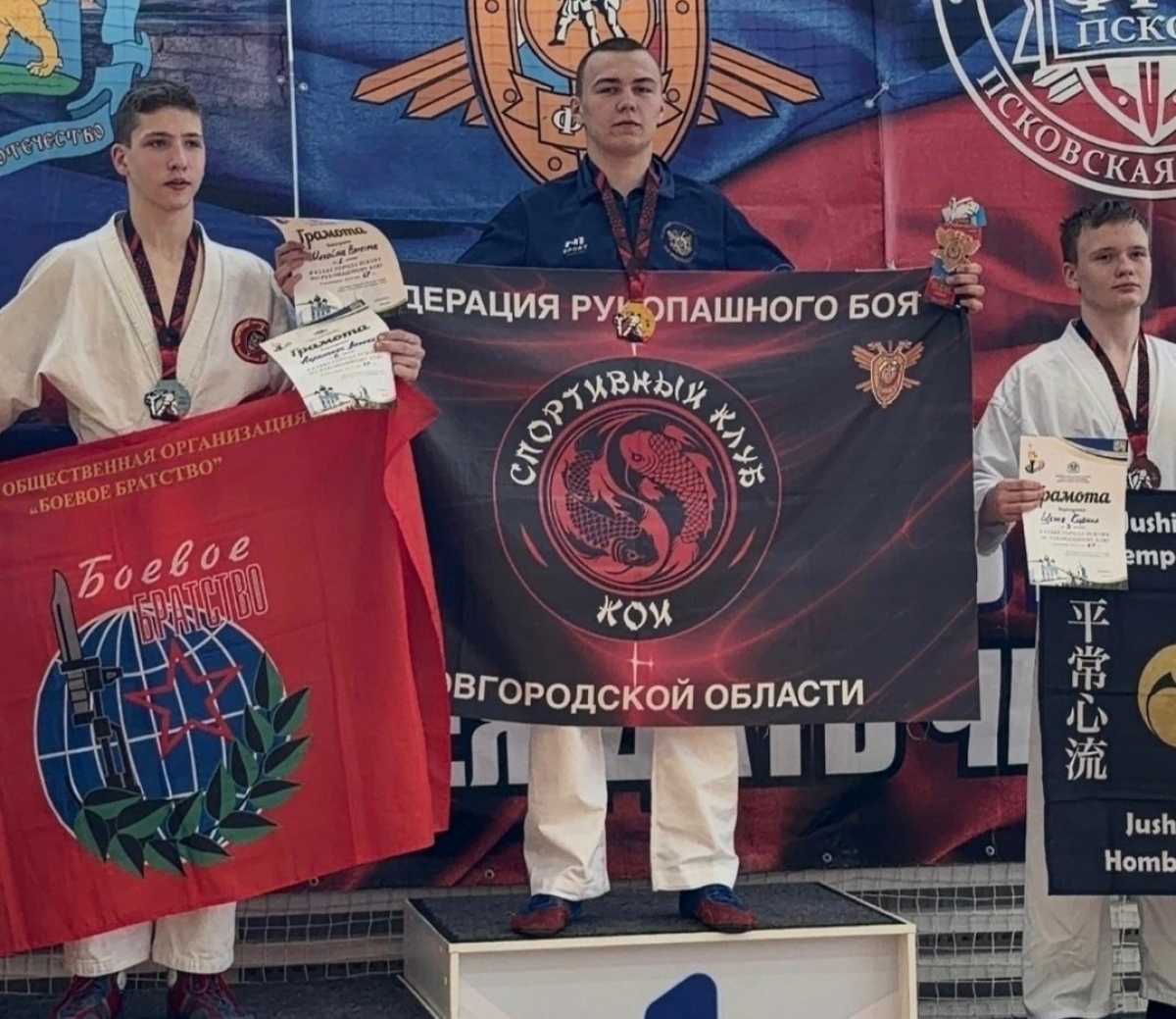 В общекомандном зачёте состязаний сборная Старой Руссы заняла третье место.