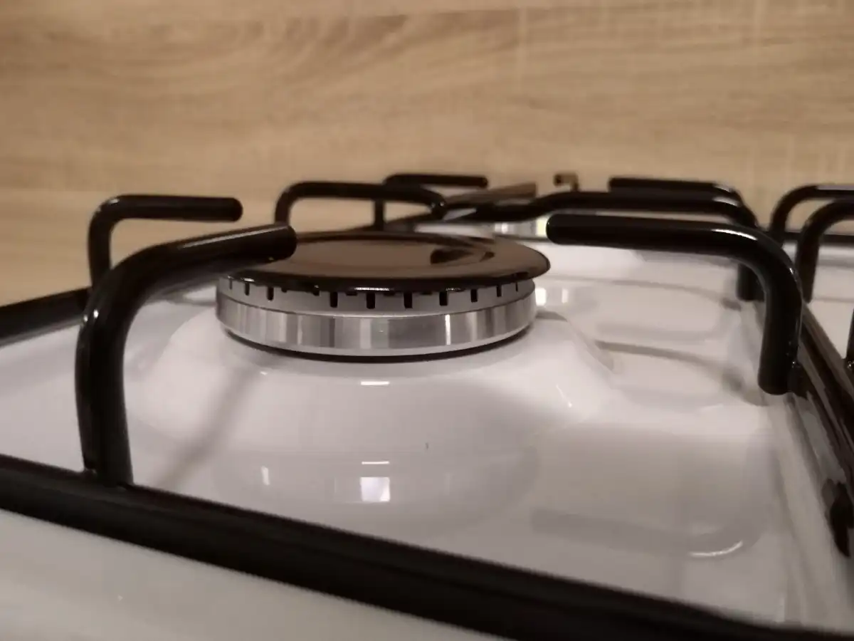 Для получения субсидии нужно обратиться с заявлением на догазификацию в клиентский центр АО «Газпром газораспределение Великий Новгород».