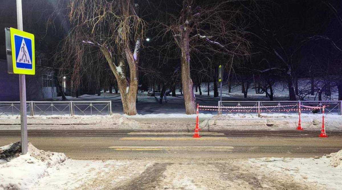 Женщину сбили на пешеходном переходе.