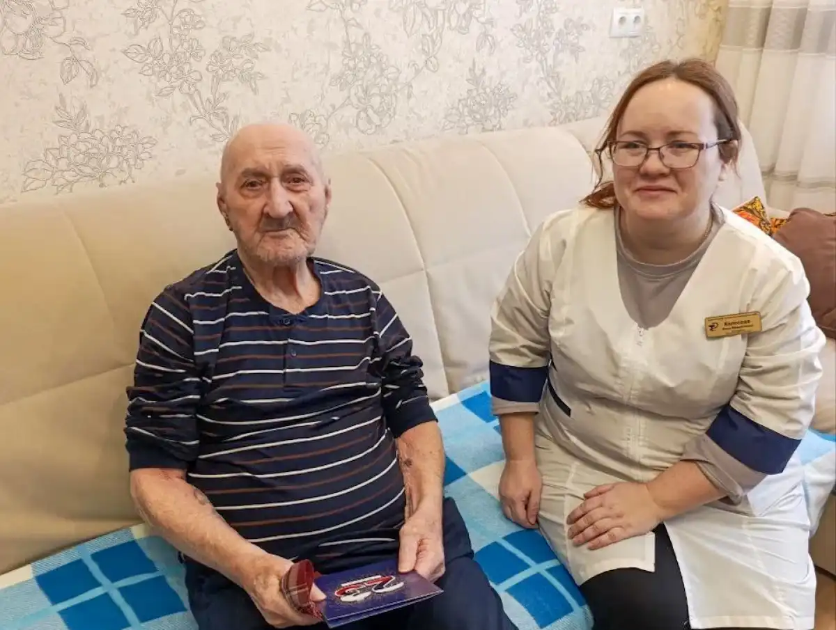 Одним из первых ветеранов, кого посетила выездная бригада врачей, стал Виль Джабраилов.