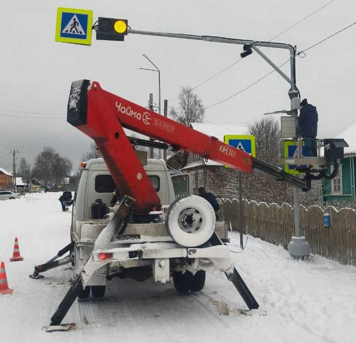 Пешеходные переходы создали на дорогах в Новгородском, Старорусском и Хвойнинском округах.