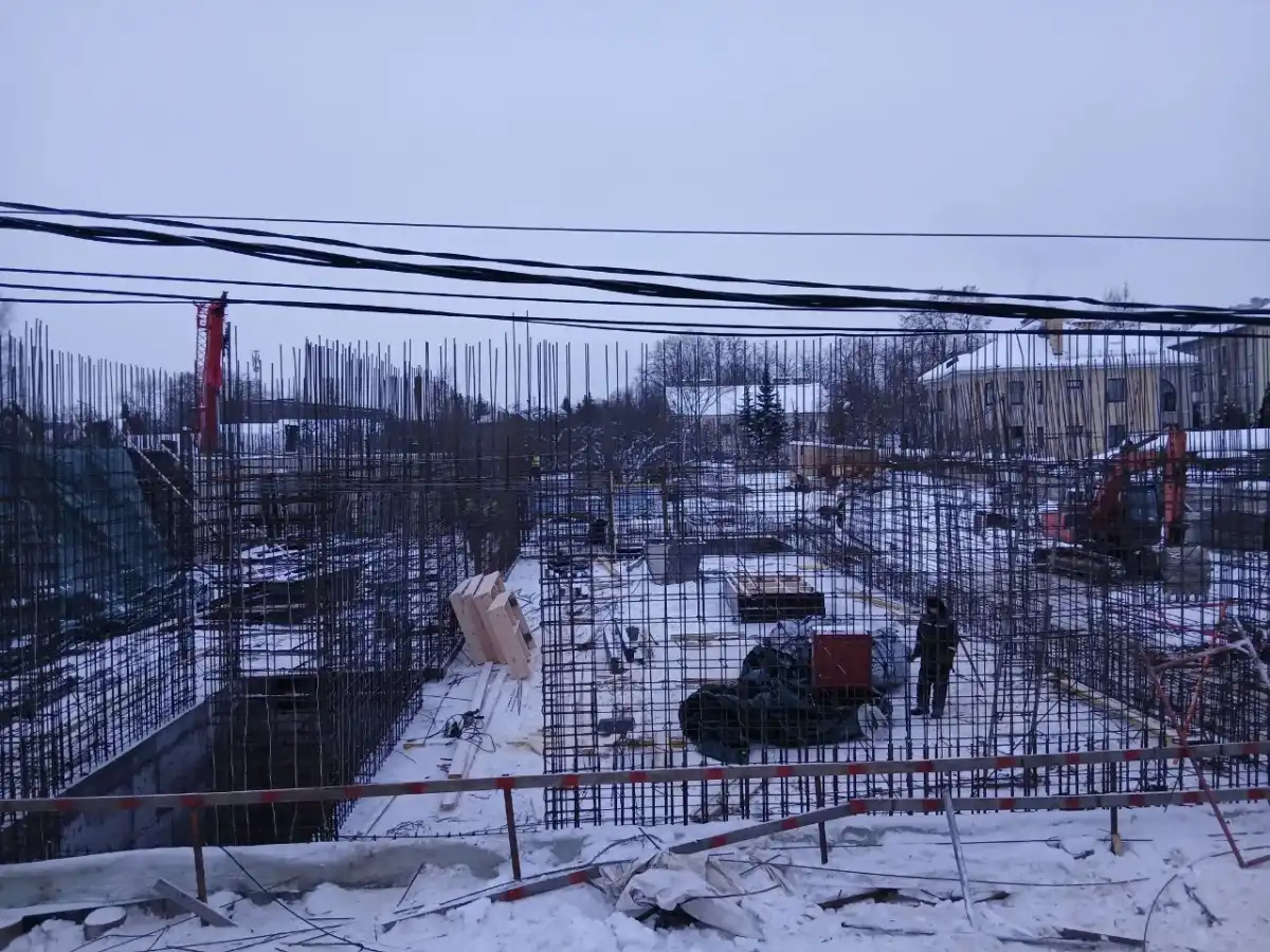 Музейный центр площадью 6,2 тысячи квадратных метров будет расположен в историческом центре Великого Новгорода – на территории Троицкого раскопа.