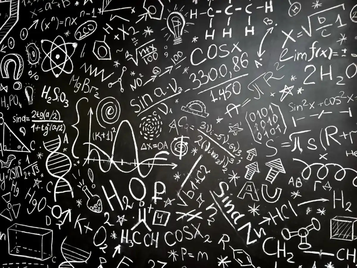 К началу XX века образование получали уже более половины детей губернии.