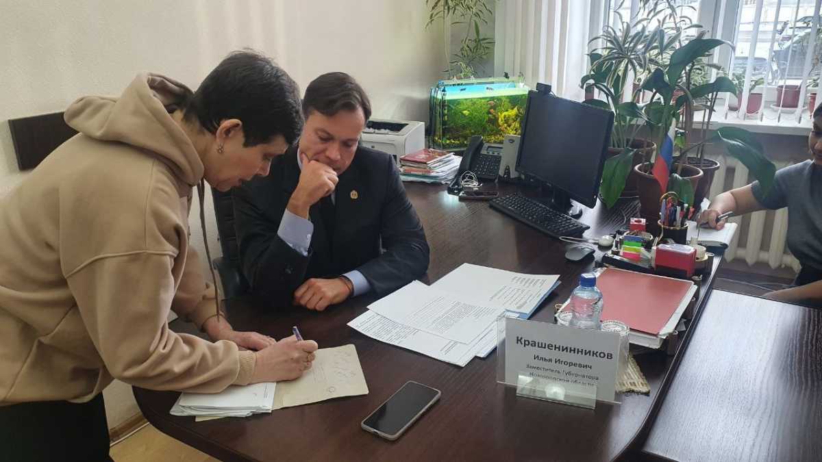 Илья Крашенинников подчеркнул, что необходимо наладить диалог с новгородцами.