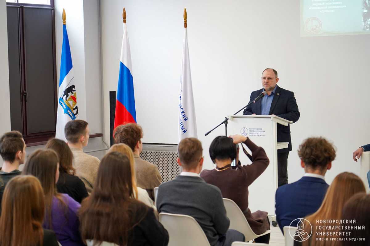 Участниками встречи стали студенты Юридического и Педагогического институтов.