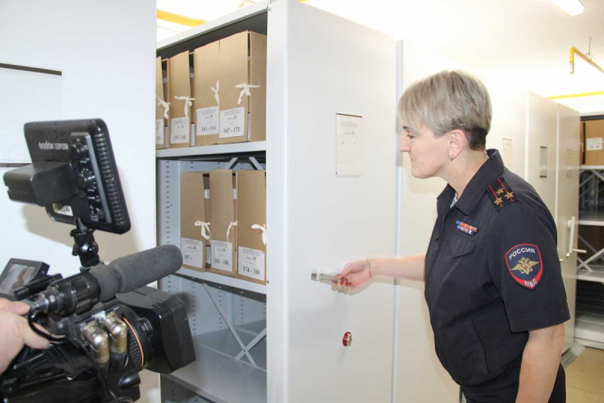 В архиве информационного центра УМВД России по Новгородской области хранятся документы с 1917 года.