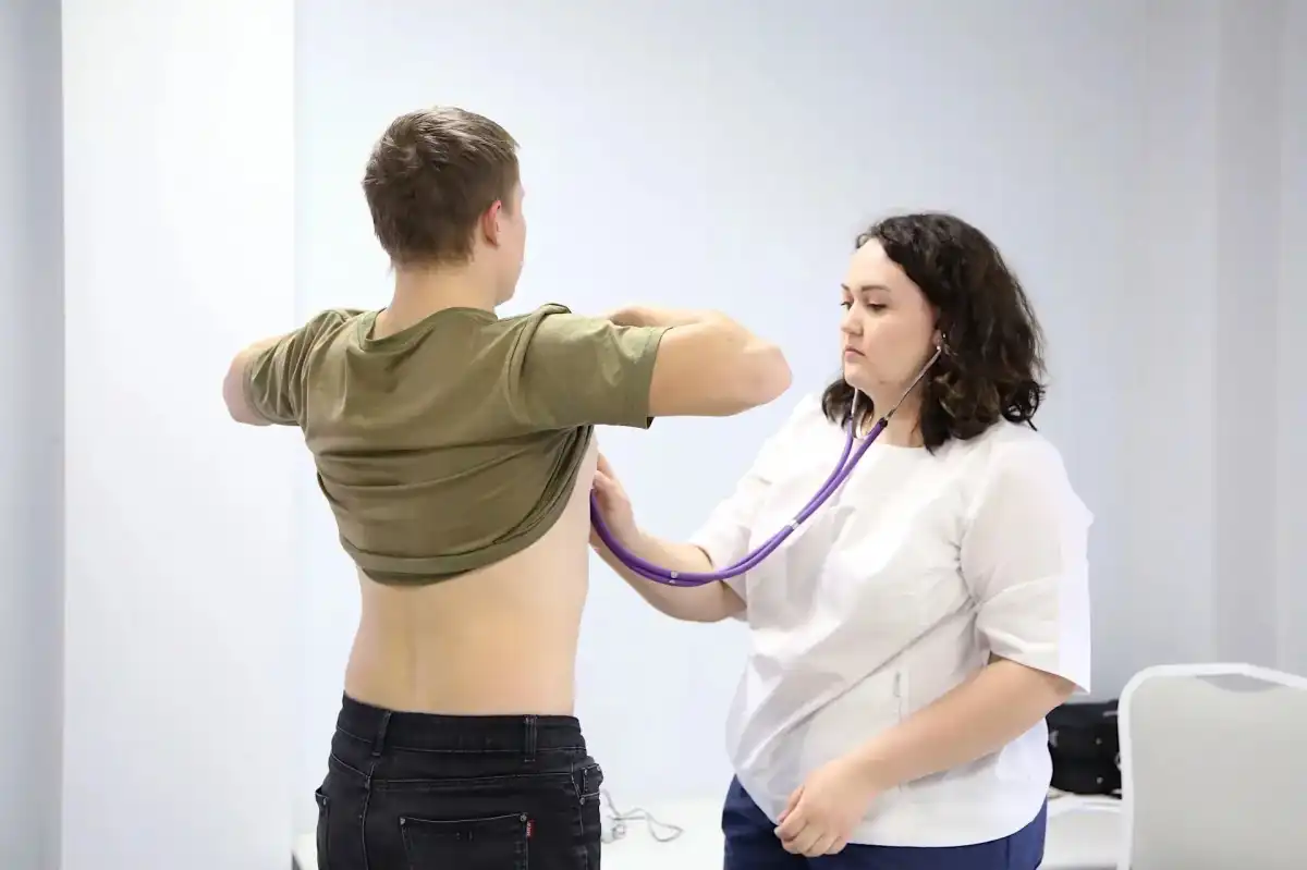 Приём пациентов в ФАПе ведёт фельдшер Ирина Тихонова.