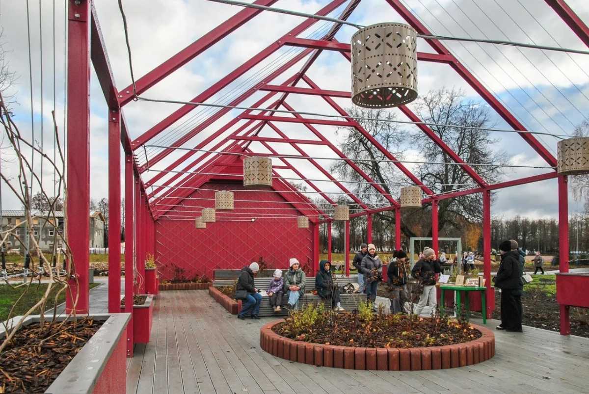 Набережную Красный Берег привели в порядок в 2025 году.